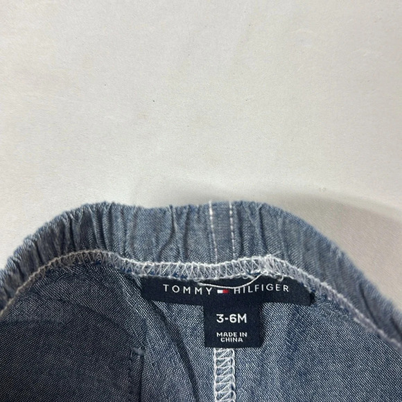 Tommy Hilfiger - 3 piece baby outfit. Size 3-6 months - Picture 7 of 10